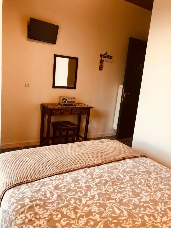 Helidona Hotel Mikrón Khoríon Екстериор снимка
